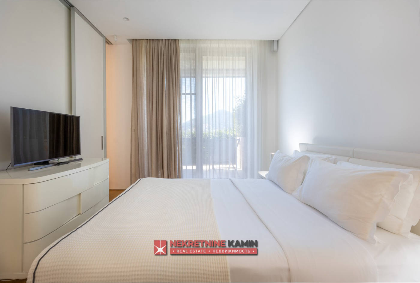 Квартира, 1044 м², 900 000$ — FAKTOR